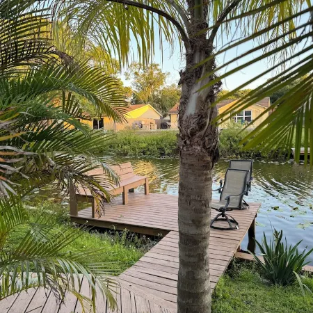 Lakeside retreat