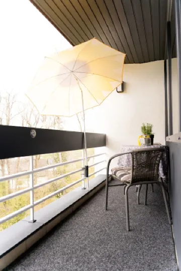 Light-flooded architect house in a quiet location FeWo "Yellow"