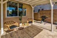 Boho Bungalow - 30ft pool & minutes from festivals - Bungalows