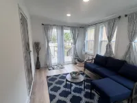 Cozy 3 Bedroom 2 Full bathroom Home located minutes from Historic Downtown. - 3 Sao