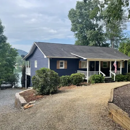 LAKE COTTAGE on deep water w/ MILLION $$ views! Newly Renovated HGTV style decor