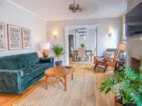 Luxury on Main / West فنادق في 