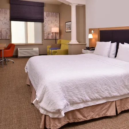 Hampton Inn & Suites Woodland-Sacramento Area