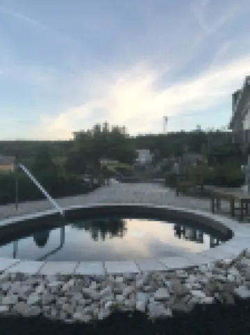 Luxury Ski-in/Ski-out 2 BR, Soaring Eagle 207, Hot tubs, Underground parking