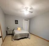 Newly Remodeled, Family Home, Near Interstate Creole Nature Trail Adventure Point附近的飯店