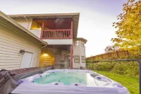 Spacious 5,000+ sq ft house, Close to PDX Airport