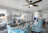 Tranquil waterfront getaway