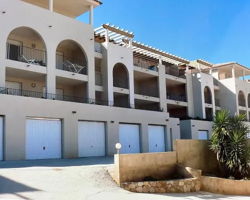 Appartement Terrasse au Coeur du Village D'algajola Hotels in Algajola