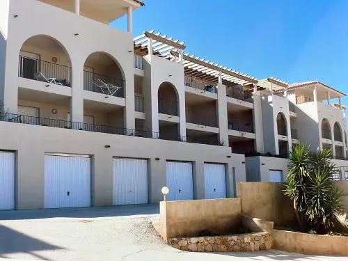 Appartement Terrasse au Coeur du Village D'algajola