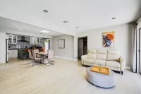 modERn Luxury Home🌇🎆🌉Limited time offer! Hotels in Pleasant Hill