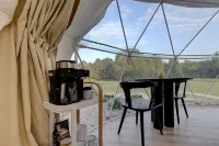 Luxury Glamping Dome “Sol” in countryside with hot/tub near Hot Springs