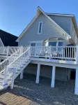 Immaculate House Steps from Manasquan Beach