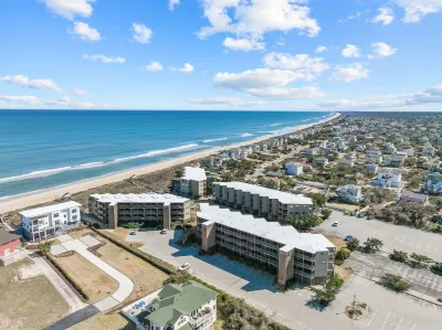 End unit with wonderful ocean views! Hotels near South beach access gazebo