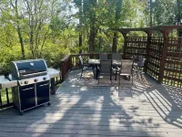 Master King Suite, Game Room, Private Backyard on Golf Course