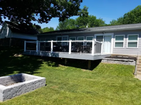 Paradise in Port Bay