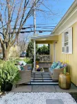 Cottage on King | Charming Historic Leesburg Home