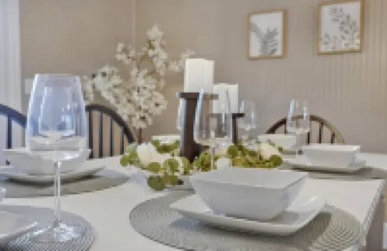 Stylish, Spacious 3 Bedroom Home - FREE BIKES-