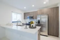 Casa Serenity - 4BR Homes for big families - Near Florida Keys!