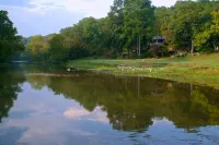 Riverfront, golf course retreat with pool!