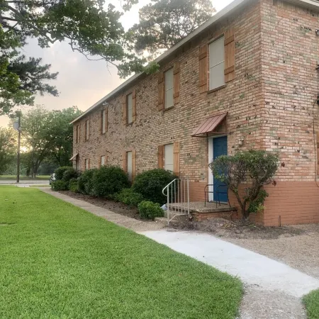 Cozy Modern 1 Bed 1 Bath next to Park!