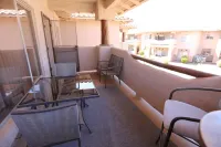 Perfect for long-term stay, heated Pool, Spa, Gym