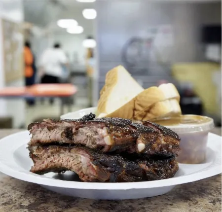 Family & Pet-Friendly Retreat in Memphis: Near Top Attractions, Groups Welcome!