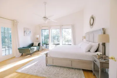 'Sunshine Cottage' w/ Flower Garden, near Temecula Wineries Hotel in zona Lake Skinner Recreation Area