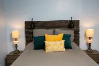 "Azteca Amor" A Victorian Gem in the Southwest