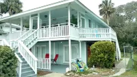 Second Row Folly Beach; Two living rooms ; Great Reviews