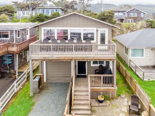 Panoramic Ocean Views! Large groups, pet friendly, game room. - Homestays