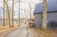 "Eagle's Cliff" at Lake Cumberland. Relaxing Beautiful Front Porch Lake View! - Homestays