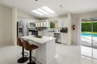 Chill dream house in Palm Springs Pool and SPA with View