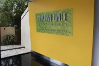 Adelaide Parkland Tower Apartment