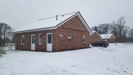 Emsgold - holiday home with modern facilities - natural location near the Ems Отели в г. Оберланген