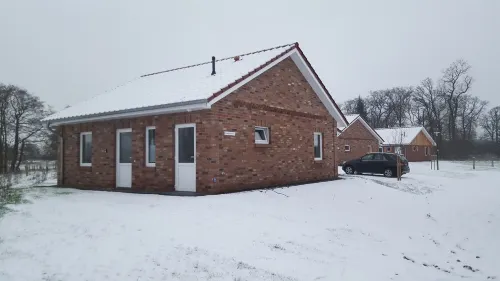 Emsgold - holiday home with modern facilities - natural location near the Ems Hotels in Oberlangen