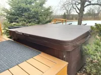 5 bed 3 bath cabin SE WI 1hr fr Chicago!