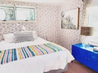 Craigville Beach Uber Relaxing Cape Cod Beach House w/ Beach Pass & Central Air Hotels in Centerville
