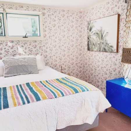 Craigville Beach Uber Relaxing Cape Cod Beach House w/ Beach Pass & Central Air
