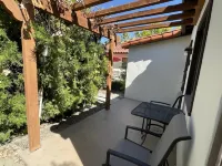 Villa D - 1 bedroom with kitchen in the beautiful downtown Palm Springs!