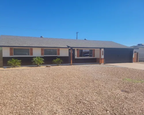 Lodging and entertainment all wrapped into one great place! Hotels in Apache Junction