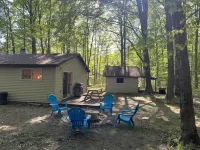 Cozy Cabin, Private 10 Acres Close to Atv Trail & Lake