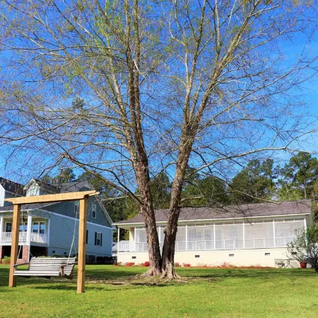 Lakefront Cottage on Lake Marion