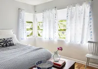 Stylish, and Relaxing in a Charming Neighbourhood with a Secluded Local Beach.