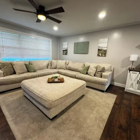 3-bedroom w/pool and all the comforts of home in Muscle Shoals-recording capital