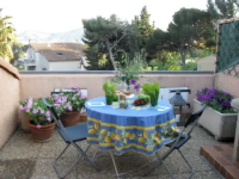 A little corner of Paradise - 4 minutes walk to the beach and restaurants Hotels in Saint-Cyr-sur-Mer