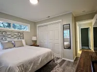 Cozy 4 Bedroom Deception Pass Retreat Hotels in Oak Harbor