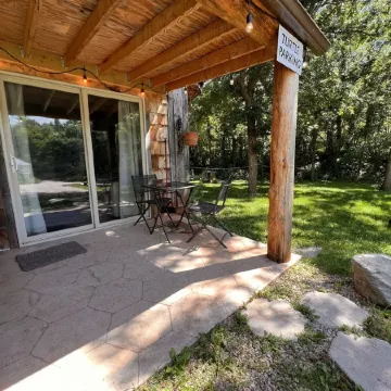 Cozy Black Hills retreat: Nature and adventure await.