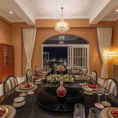 amã Stays & Trails Holland Home, Nashik Dining/Meeting Rooms