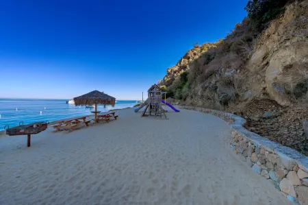 Holiday Specials Booking Now!