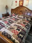 A & B TRAIL HOUSE @ Hatfield-McCoy Trails, 5 Beds Plus Futon 2 Couches & 2 Baths